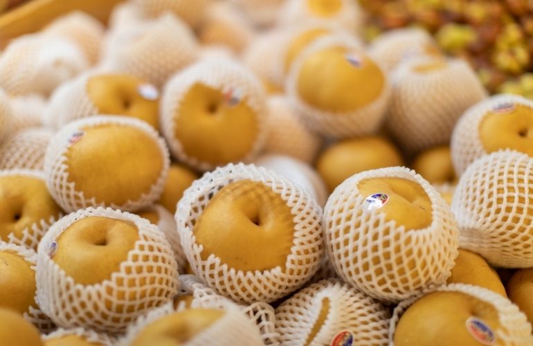 カット後の変色を防ぐ！果物が長持ちするひと工夫
