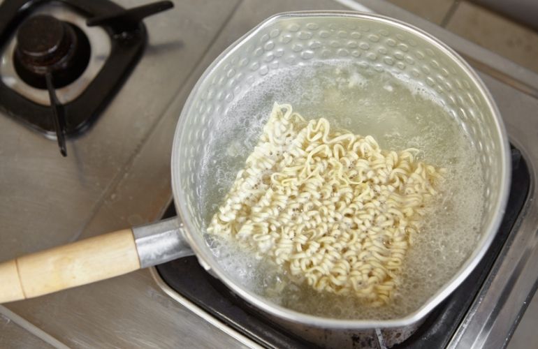 お手軽ごはんをちょっといいものに変える工夫
