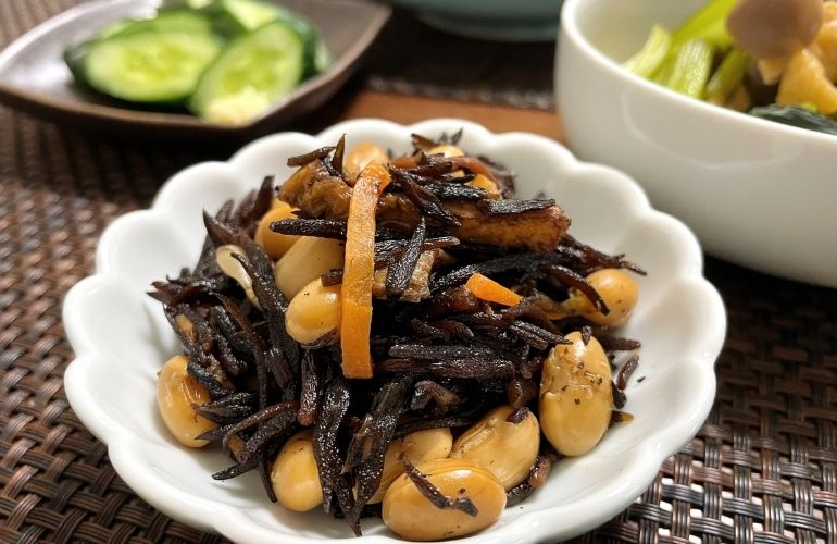 “黒の日”に、はなまるママで味わう和のうまみ