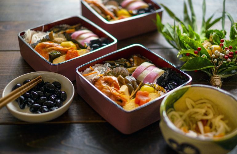 新しい年のはじまりに。お正月の食卓と、はなまるママ